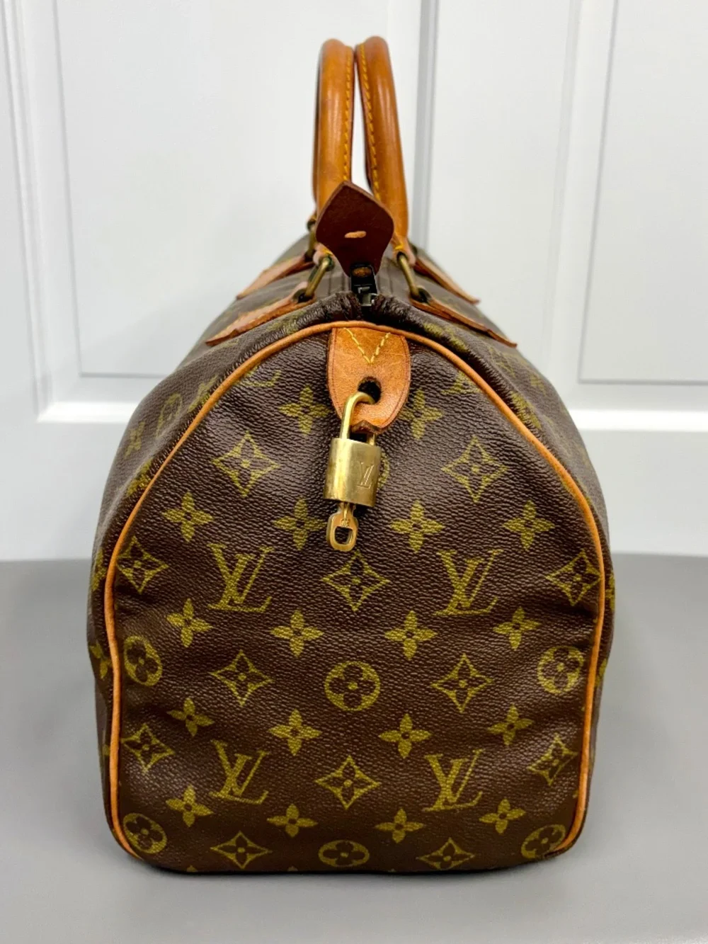 Louis Vuitton Vintage Speedy 35 Monogram Canvas